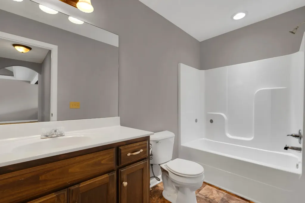 635 Bristol Run Cornersville TN 37047