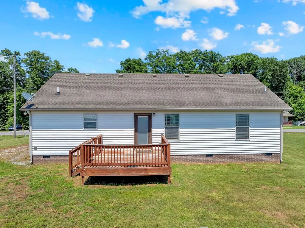 635 Bristol Run Cornersville TN 37047