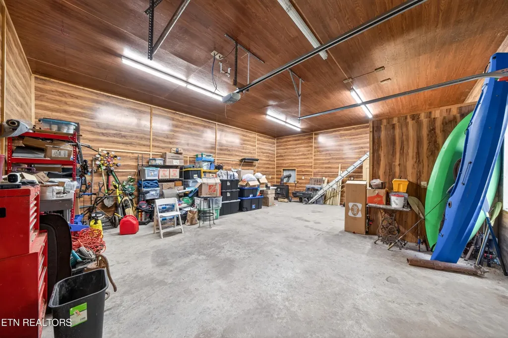 279 Siever Road Crossville TN 38572