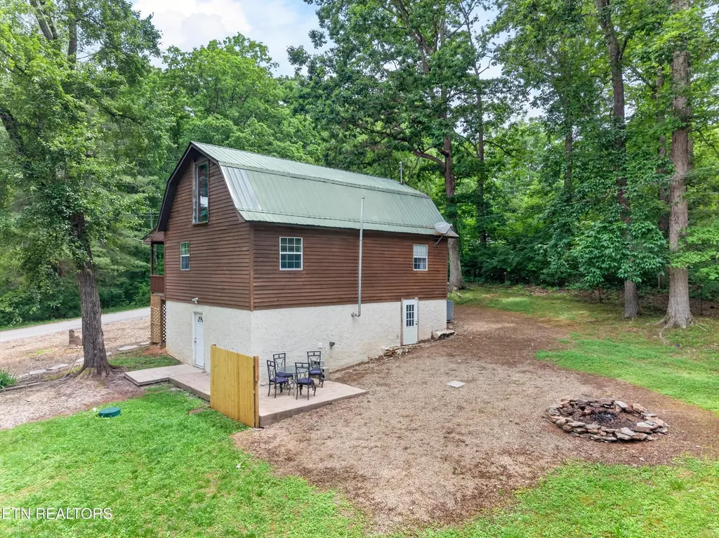 279 Siever Road Crossville TN 38572