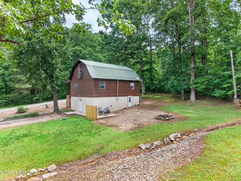 279 Siever Road Crossville TN 38572