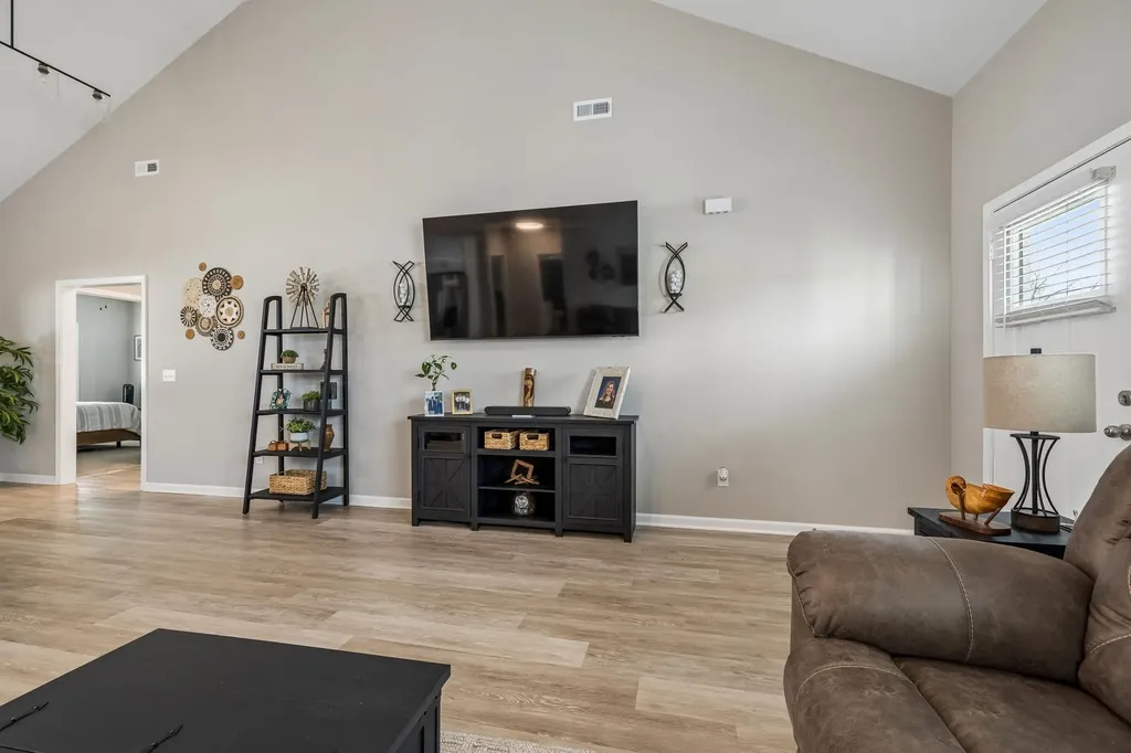 180 Vickers Road Smithville TN 37166