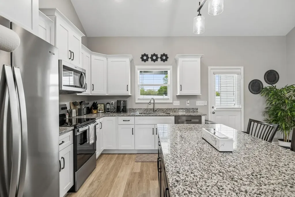 180 Vickers Road Smithville TN 37166