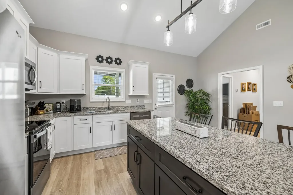 180 Vickers Road Smithville TN 37166