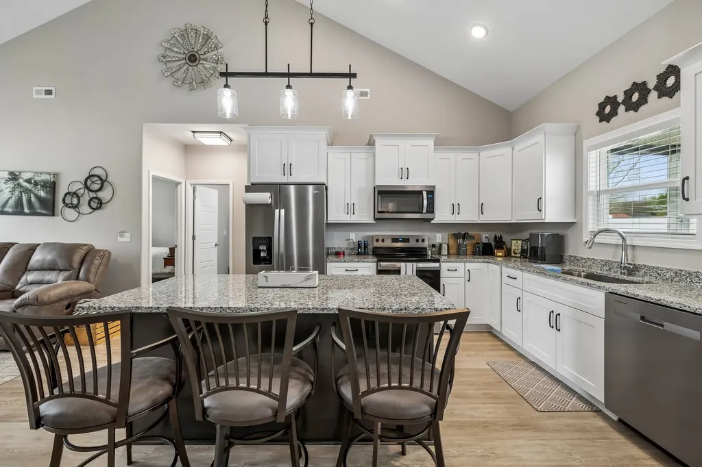 180 Vickers Road Smithville TN 37166