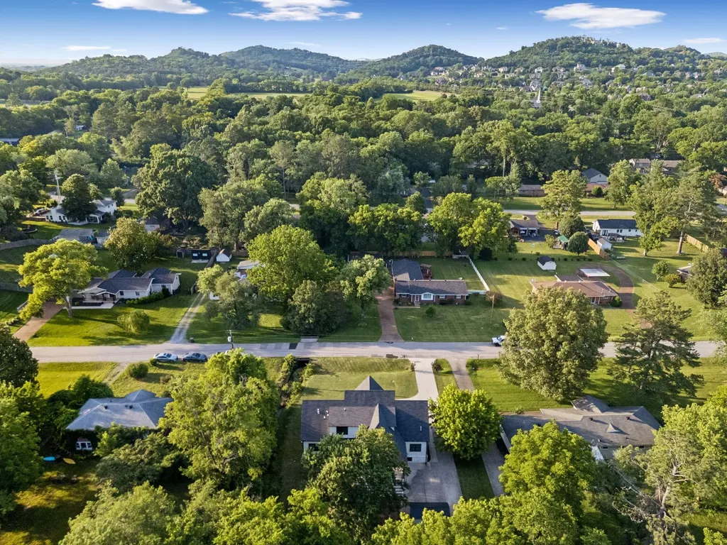 225 Derby Lane Franklin TN 37069