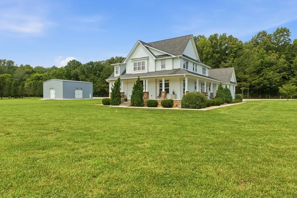 354 Garner Road Decherd TN 37324