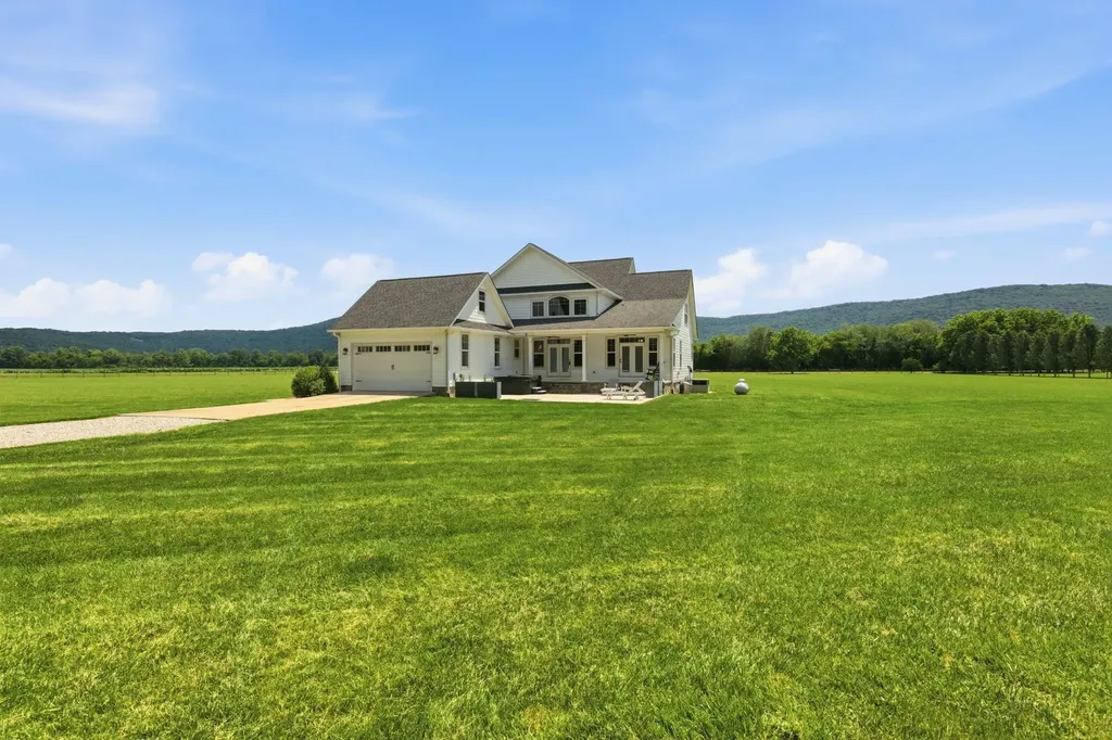 354 Garner Road Decherd TN 37324
