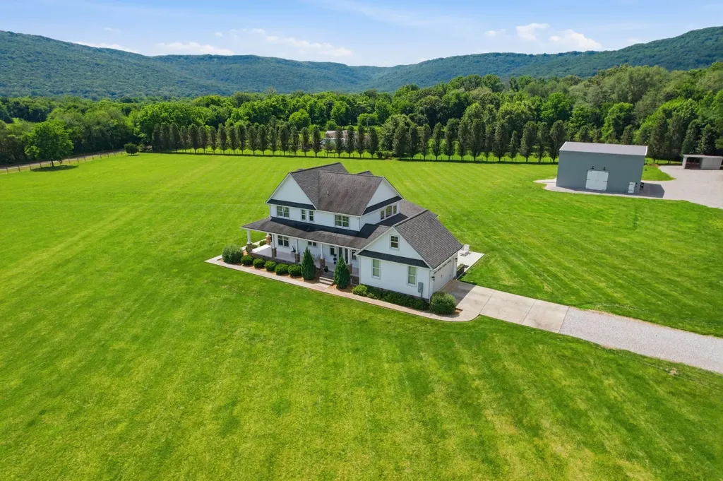 354 Garner Road Decherd TN 37324