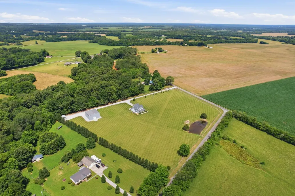 354 Garner Road Decherd TN 37324