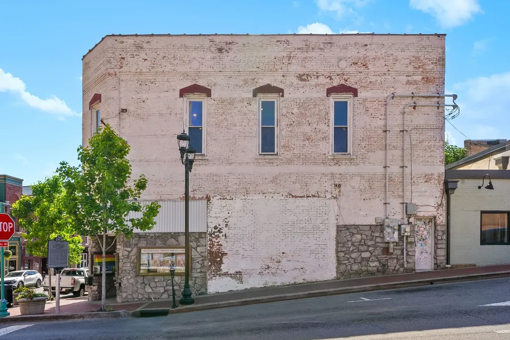 139 Franklin Street Clarksville TN 37040