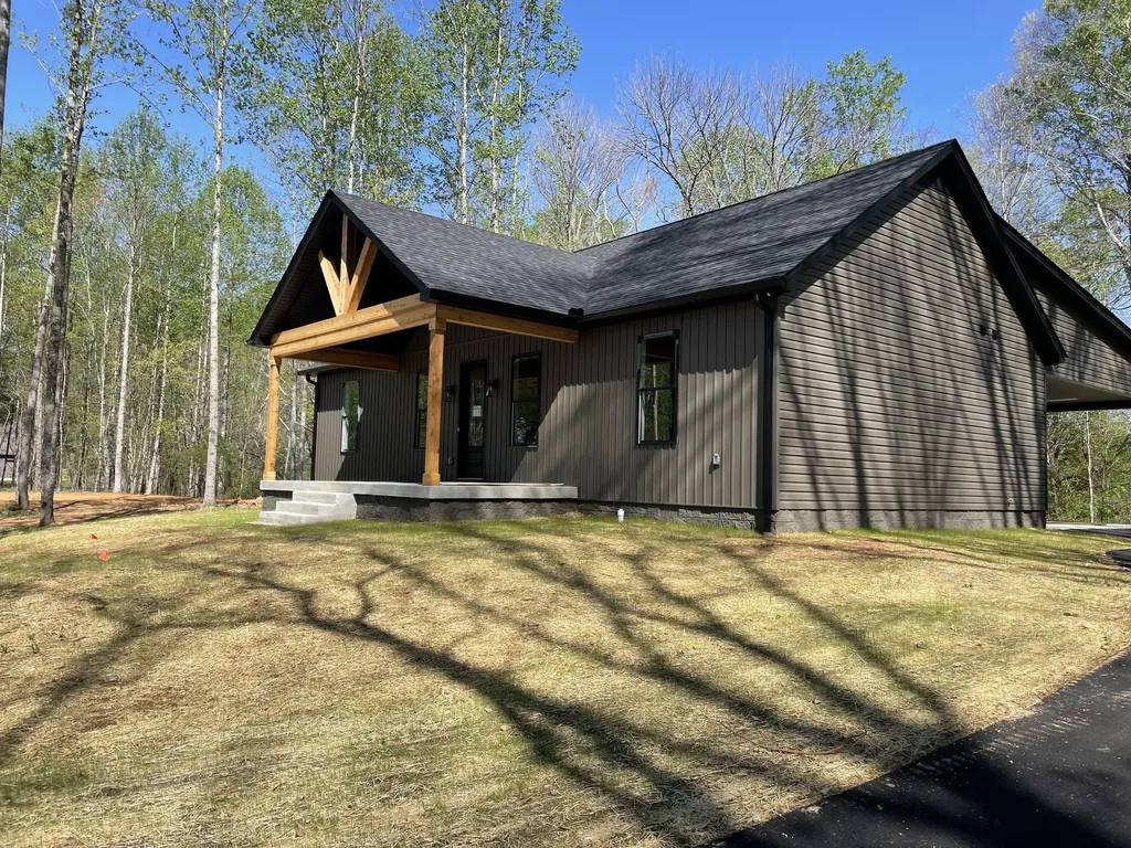 144 Hasty Drive Lynchburg TN 37352