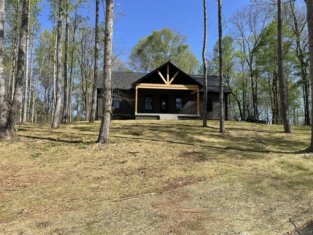 144 Hasty Drive Lynchburg TN 37352