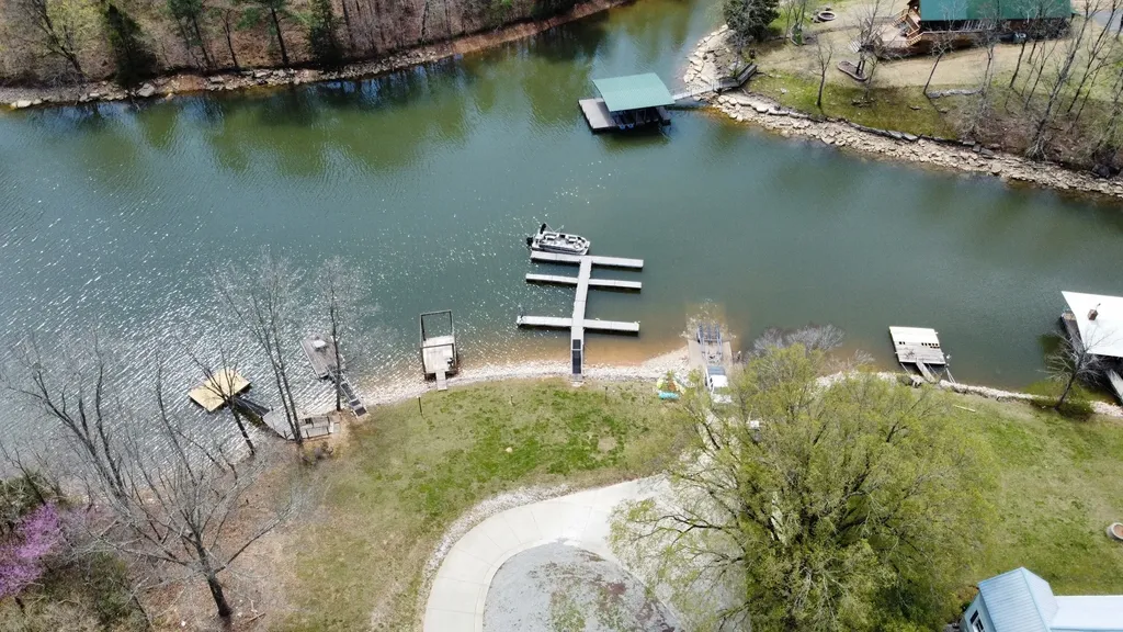 144 Hasty Drive Lynchburg TN 37352