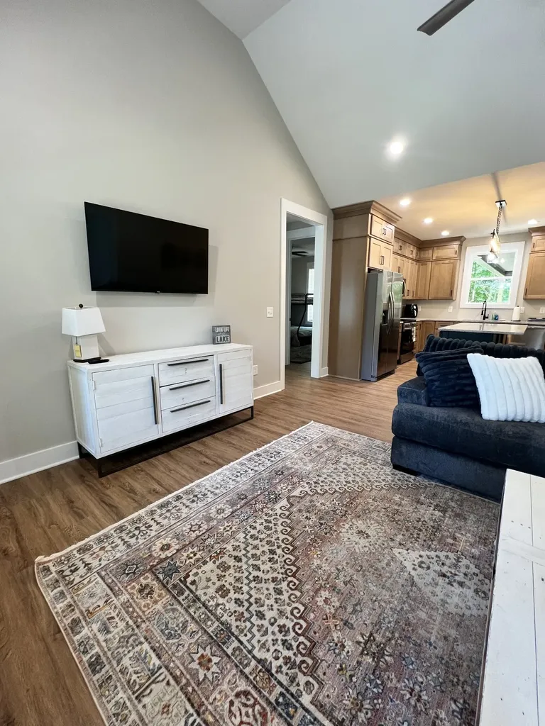 144 Hasty Drive Lynchburg TN 37352