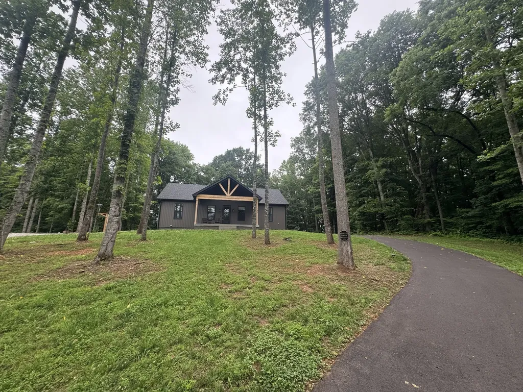 144 Hasty Drive Lynchburg TN 37352