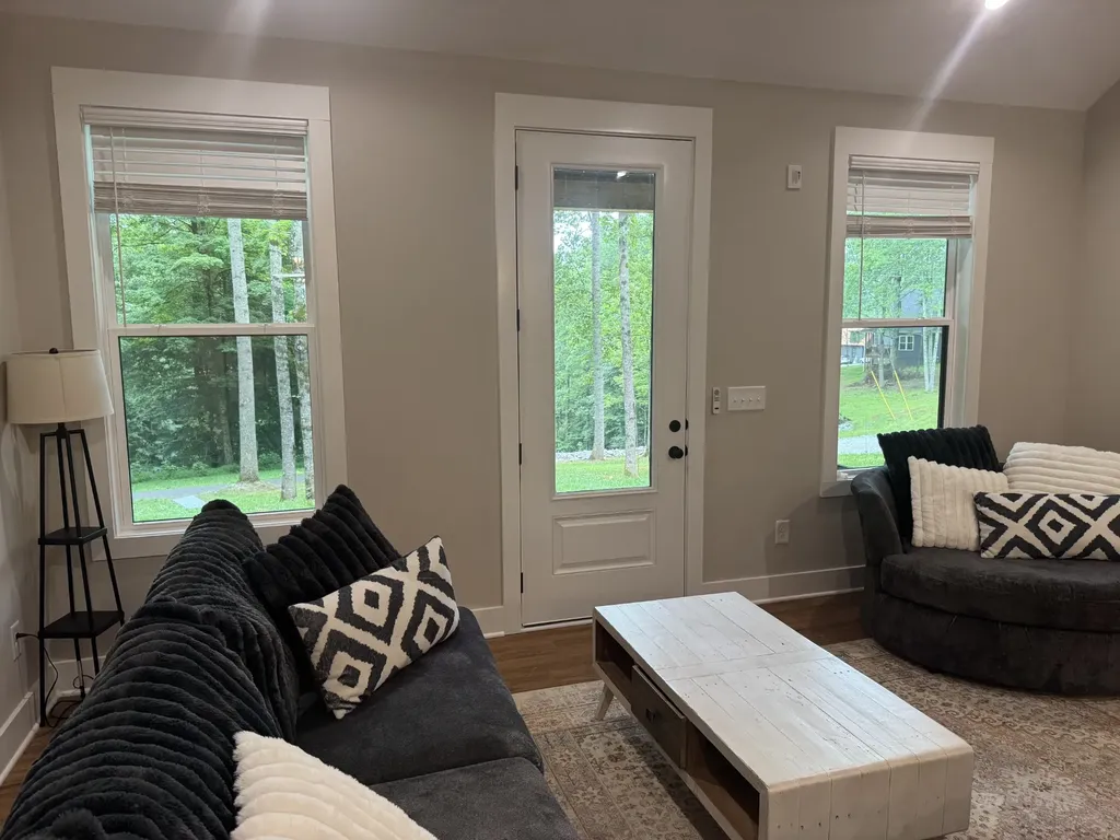 144 Hasty Drive Lynchburg TN 37352