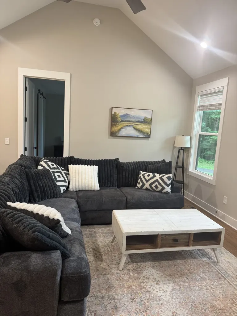 144 Hasty Drive Lynchburg TN 37352