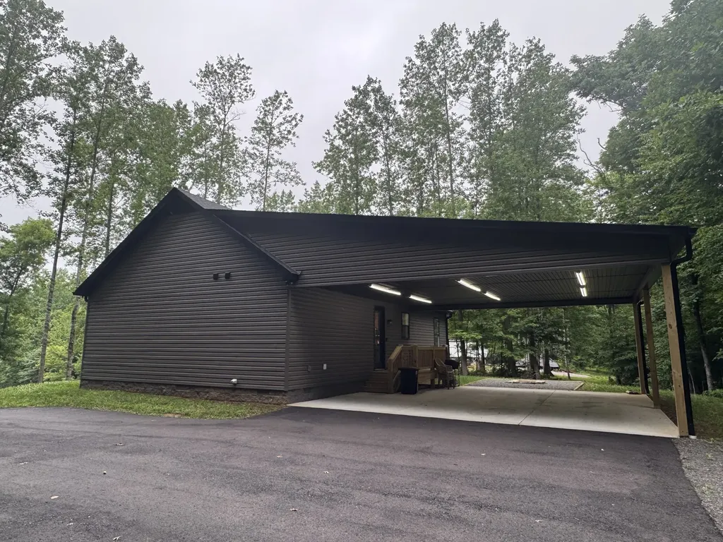 144 Hasty Drive Lynchburg TN 37352