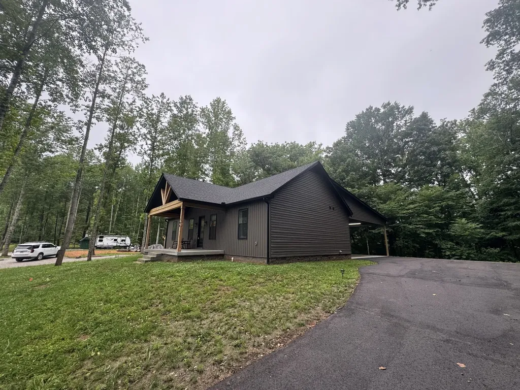 144 Hasty Drive Lynchburg TN 37352