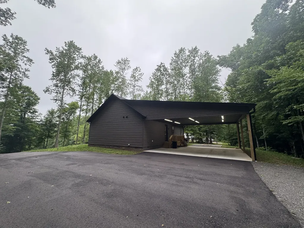 144 Hasty Drive Lynchburg TN 37352