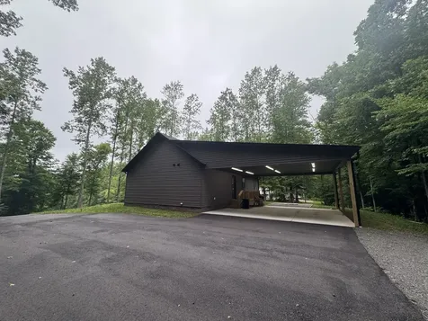 144 Hasty Drive Lynchburg TN 37352