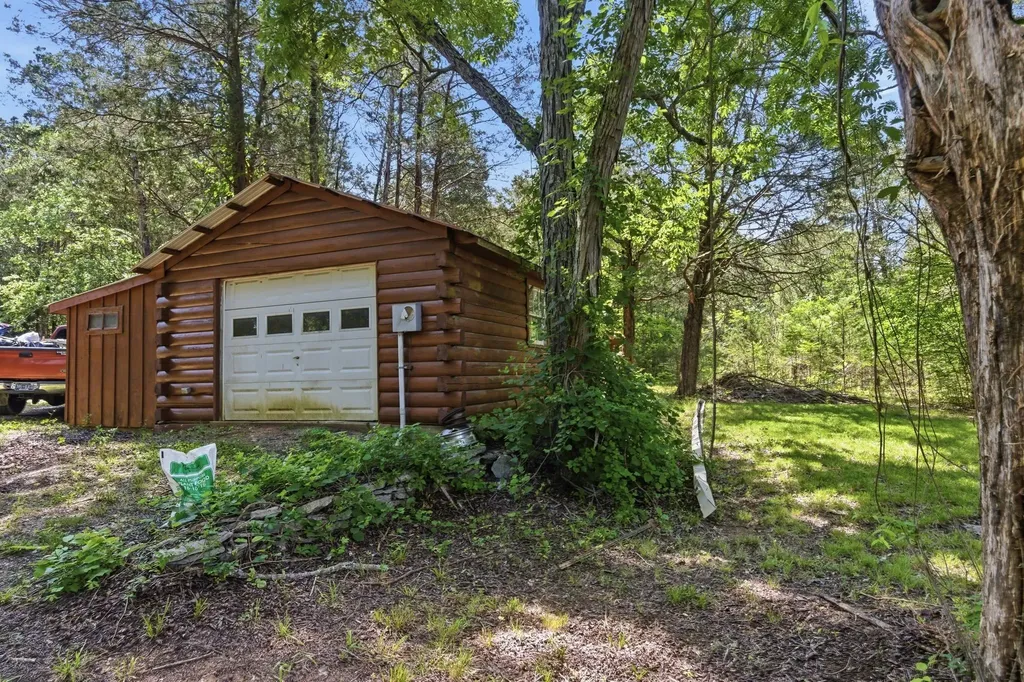 1246 Salem Road Lebanon TN 37090