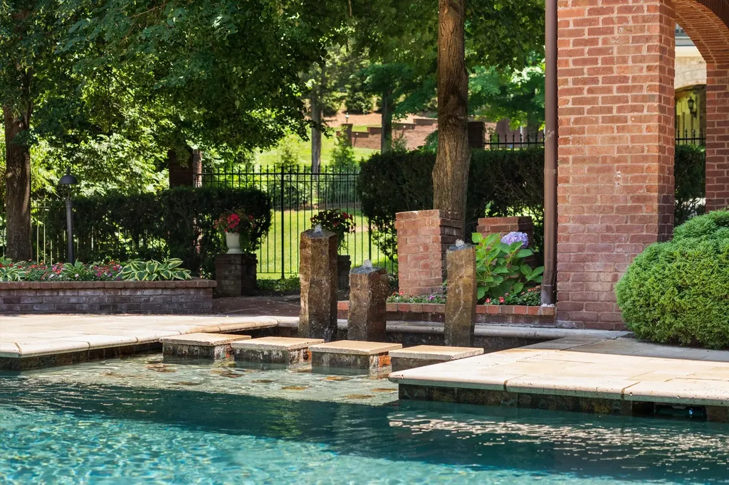 1 Crooked Stick Lane Brentwood TN 37027