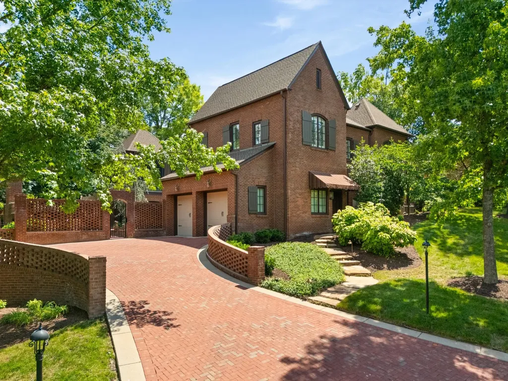 1 Crooked Stick Lane Brentwood TN 37027