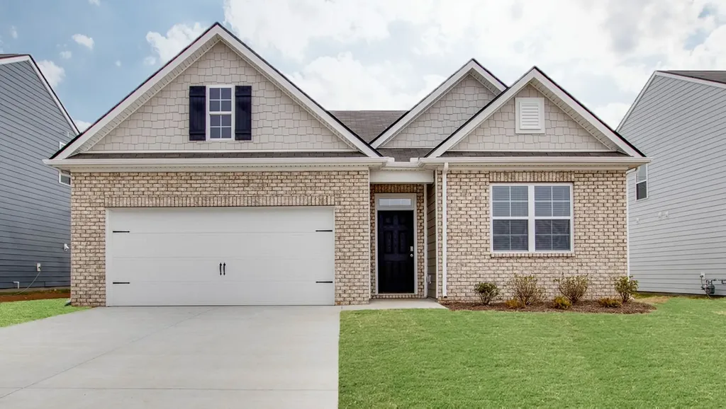 1743 Savannah Pass Lewisburg TN 37091