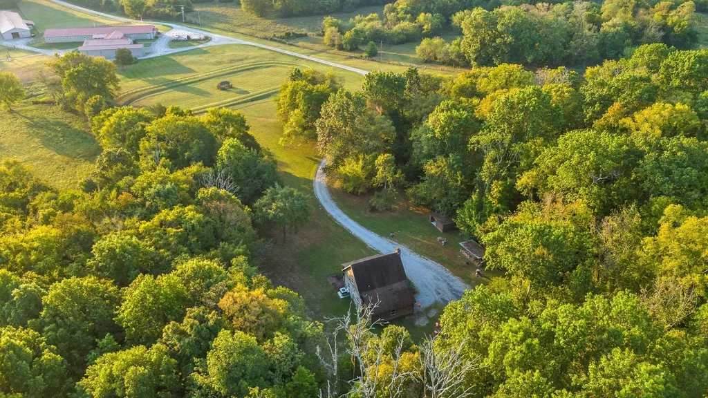 1190 W Ellington Parkway Lewisburg TN 37091