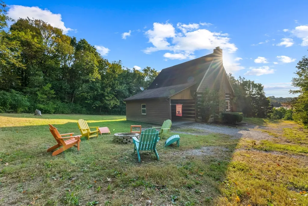 1190 W Ellington Parkway Lewisburg TN 37091