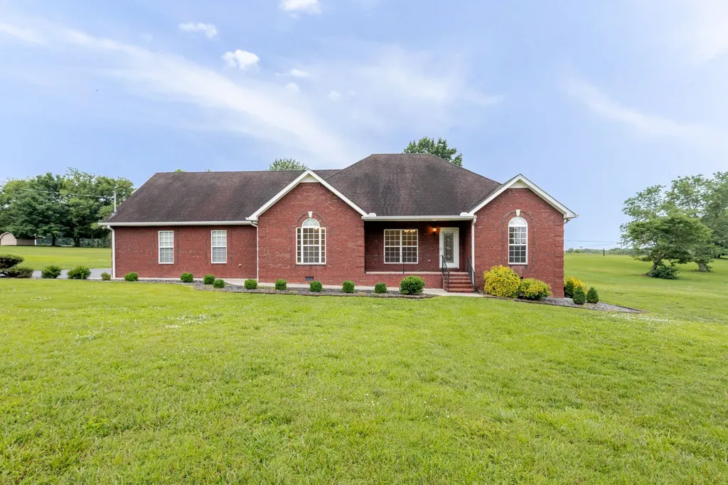 104 Redbud Drive Shelbyville TN 37160
