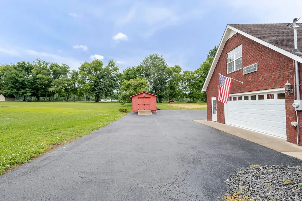 104 Redbud Drive Shelbyville TN 37160