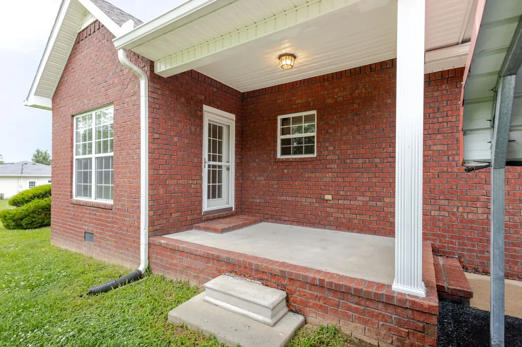 104 Redbud Drive Shelbyville TN 37160