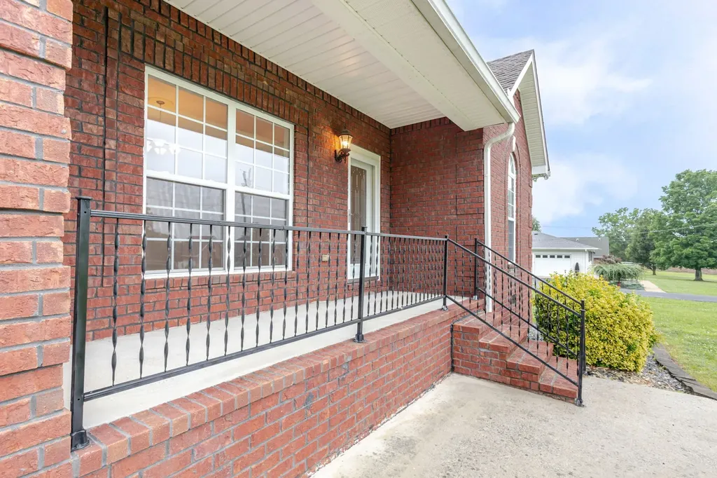 104 Redbud Drive Shelbyville TN 37160