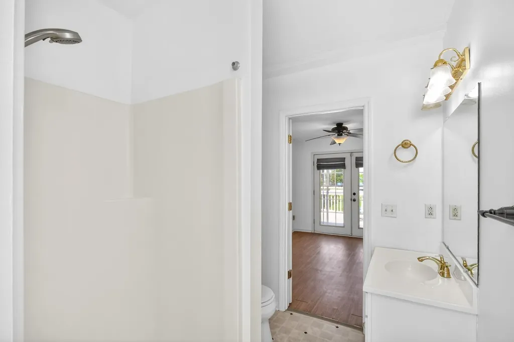 3008 Lakeshore Drive Old Hickory TN 37138
