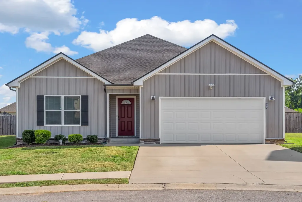 805 Waldon Court Clarksville TN 37042