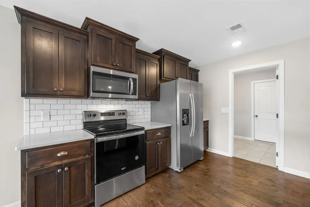 805 Waldon Court Clarksville TN 37042