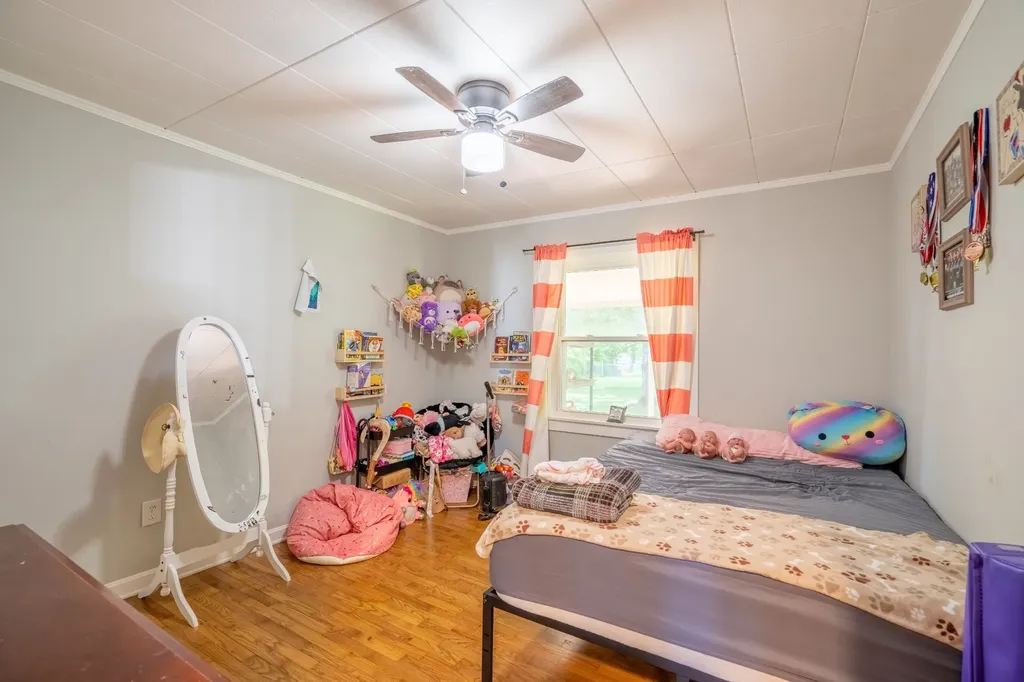 504 Parrish Street Lawrenceburg TN 38464