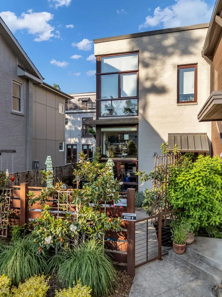 2218 Belmont Boulevard Nashville TN 37212