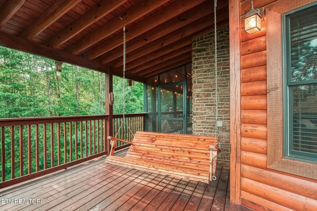 210 Meghans Way Townsend TN 37882