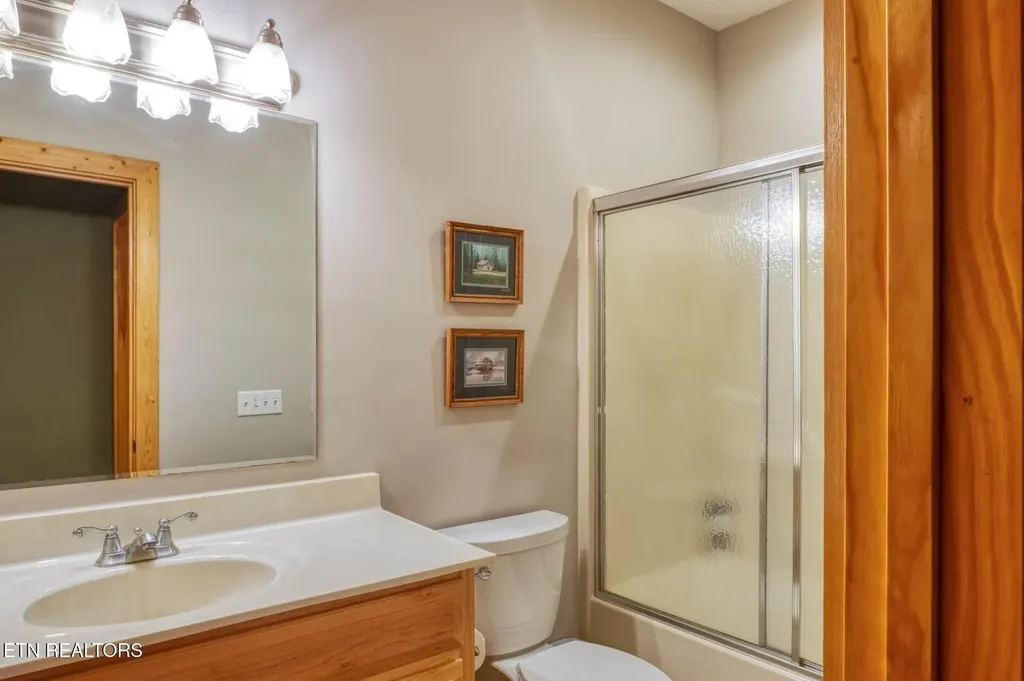 210 Meghans Way Townsend TN 37882