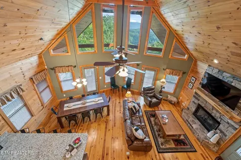210 Meghans Way Townsend TN 37882