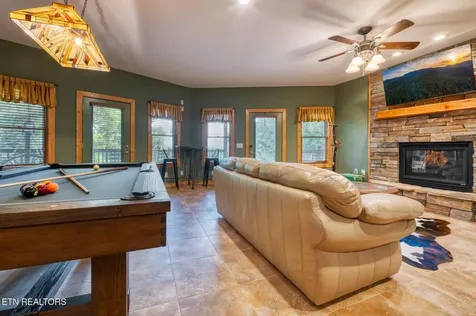 210 Meghans Way Townsend TN 37882