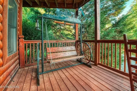 210 Meghans Way Townsend TN 37882