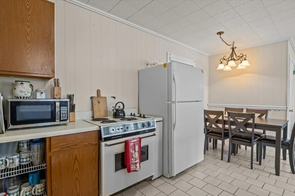 38 Lakeland Road Waverly TN 37185