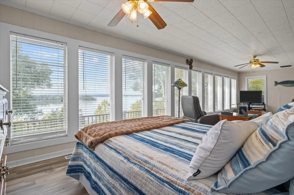 38 Lakeland Road Waverly TN 37185