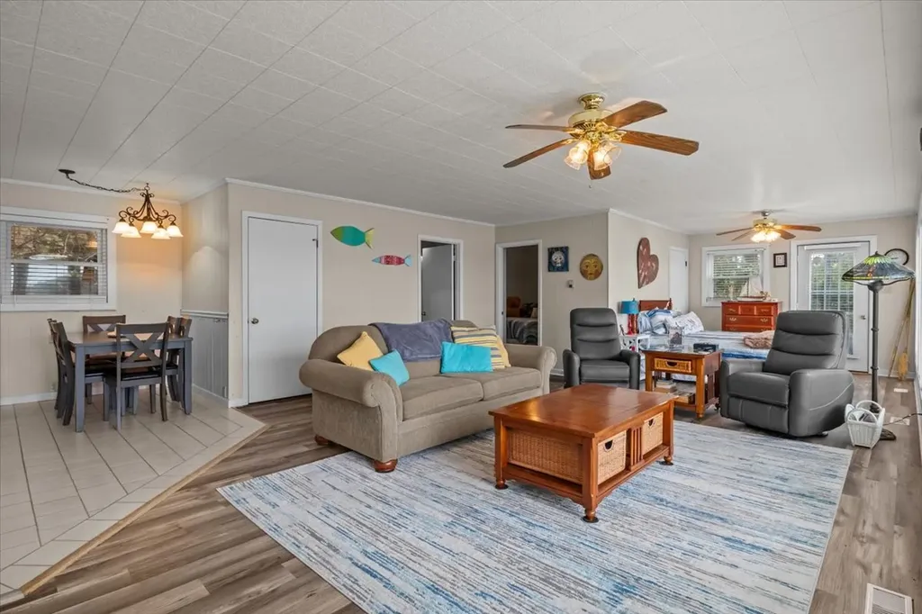 38 Lakeland Road Waverly TN 37185