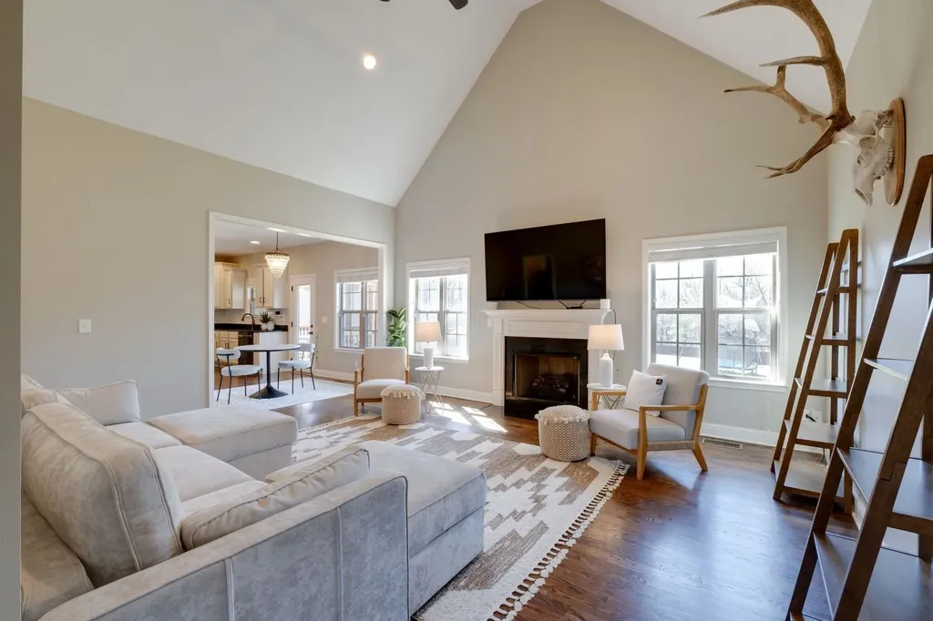 111 Amelia Drive Bon Aqua TN 37025